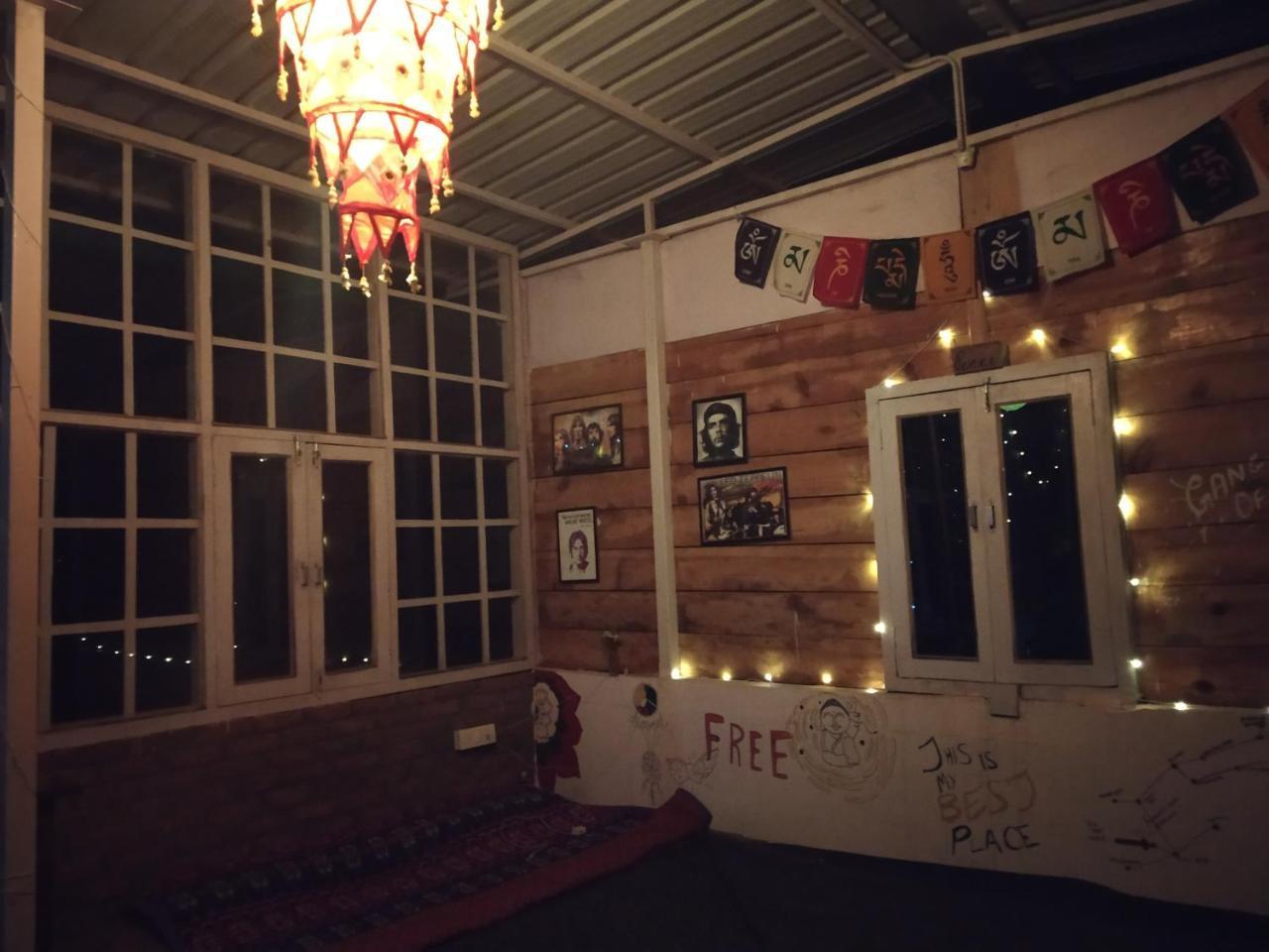 Vista Hostel Jeolikote, Nainital Patwa Dunga Экстерьер фото